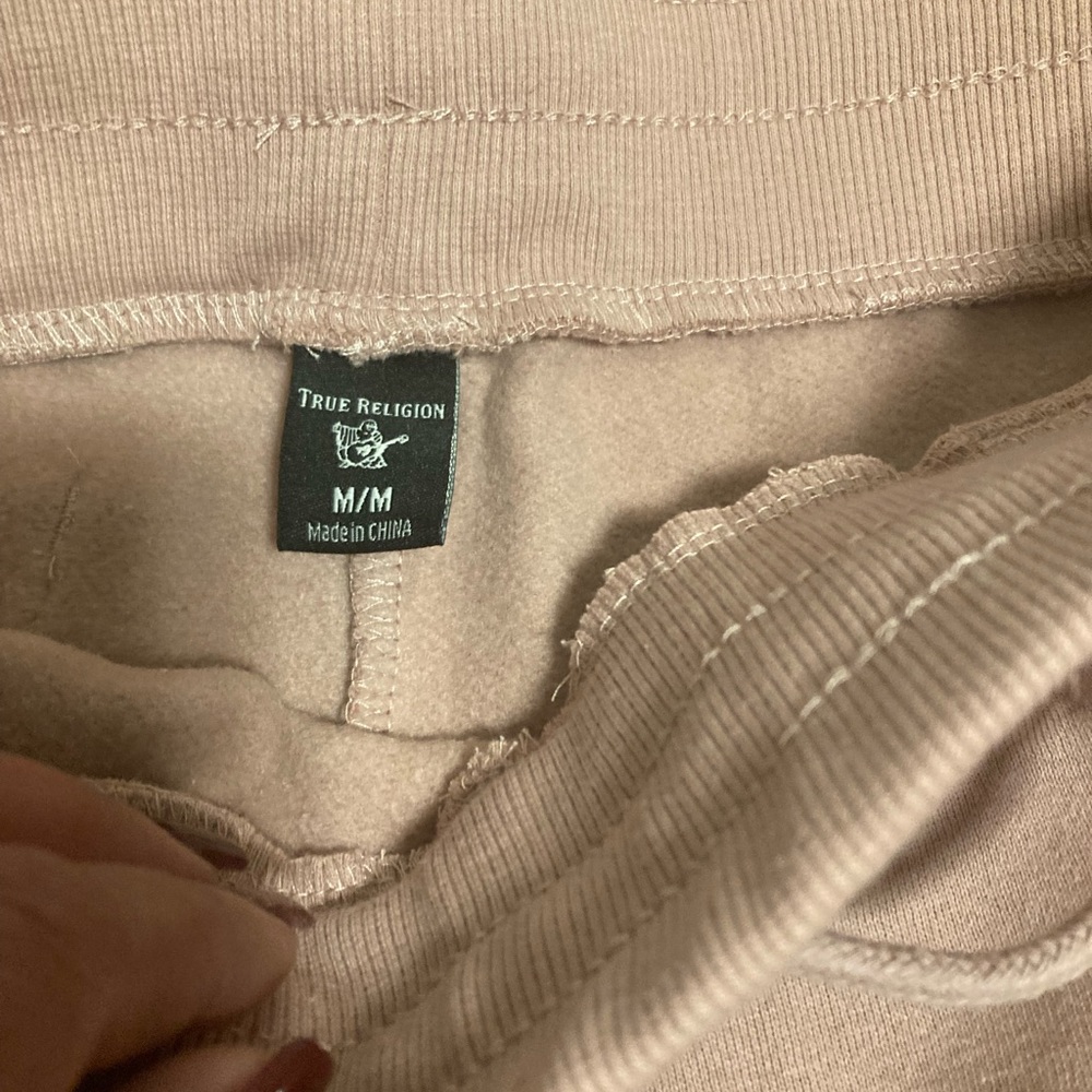 True Religion - Picture 4 of 4